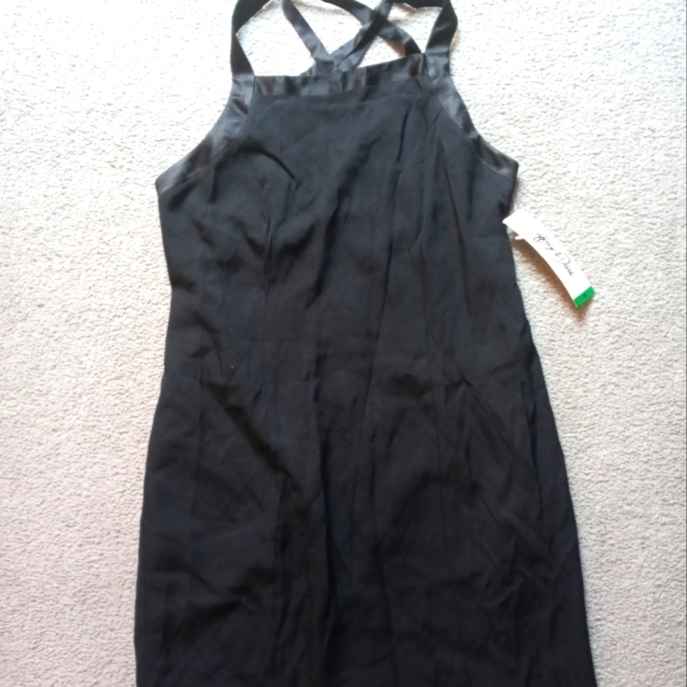Brand new beautiful designed women size 10 black dress 26 in Long